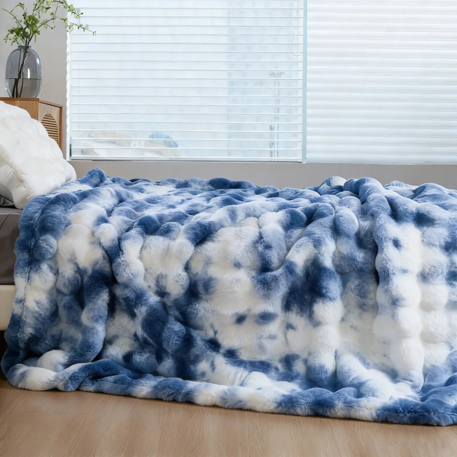 Soft Cozy Faux Fur Rabbit Blanket
