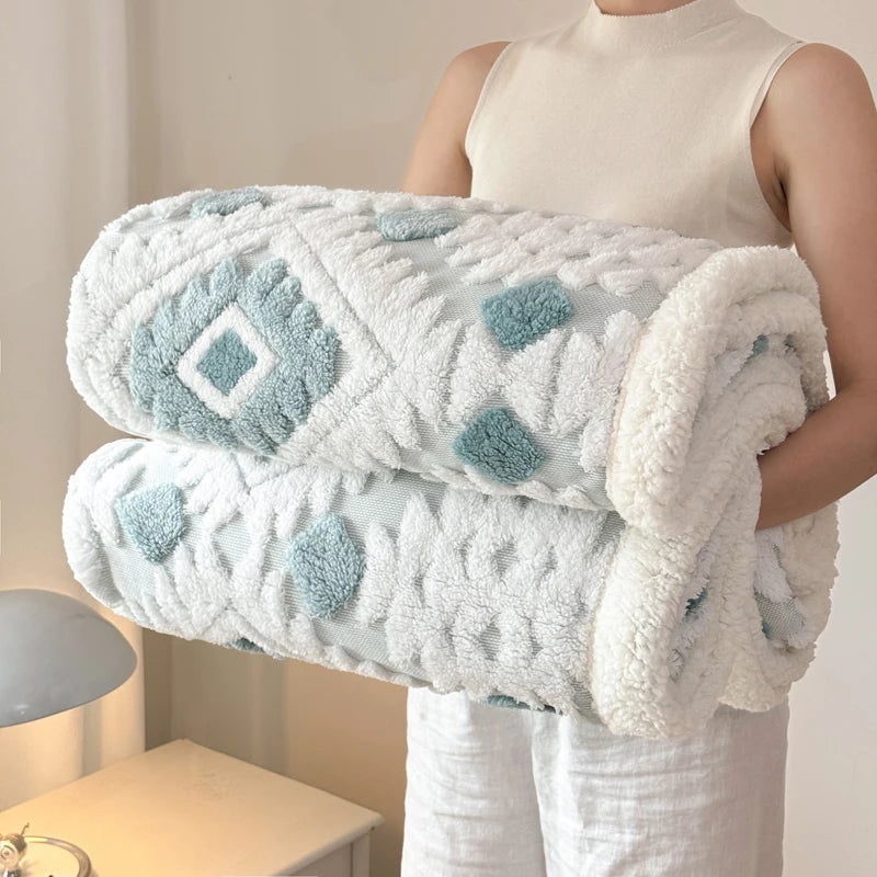 Geometric Patterned Jacquard Fleece Blanket